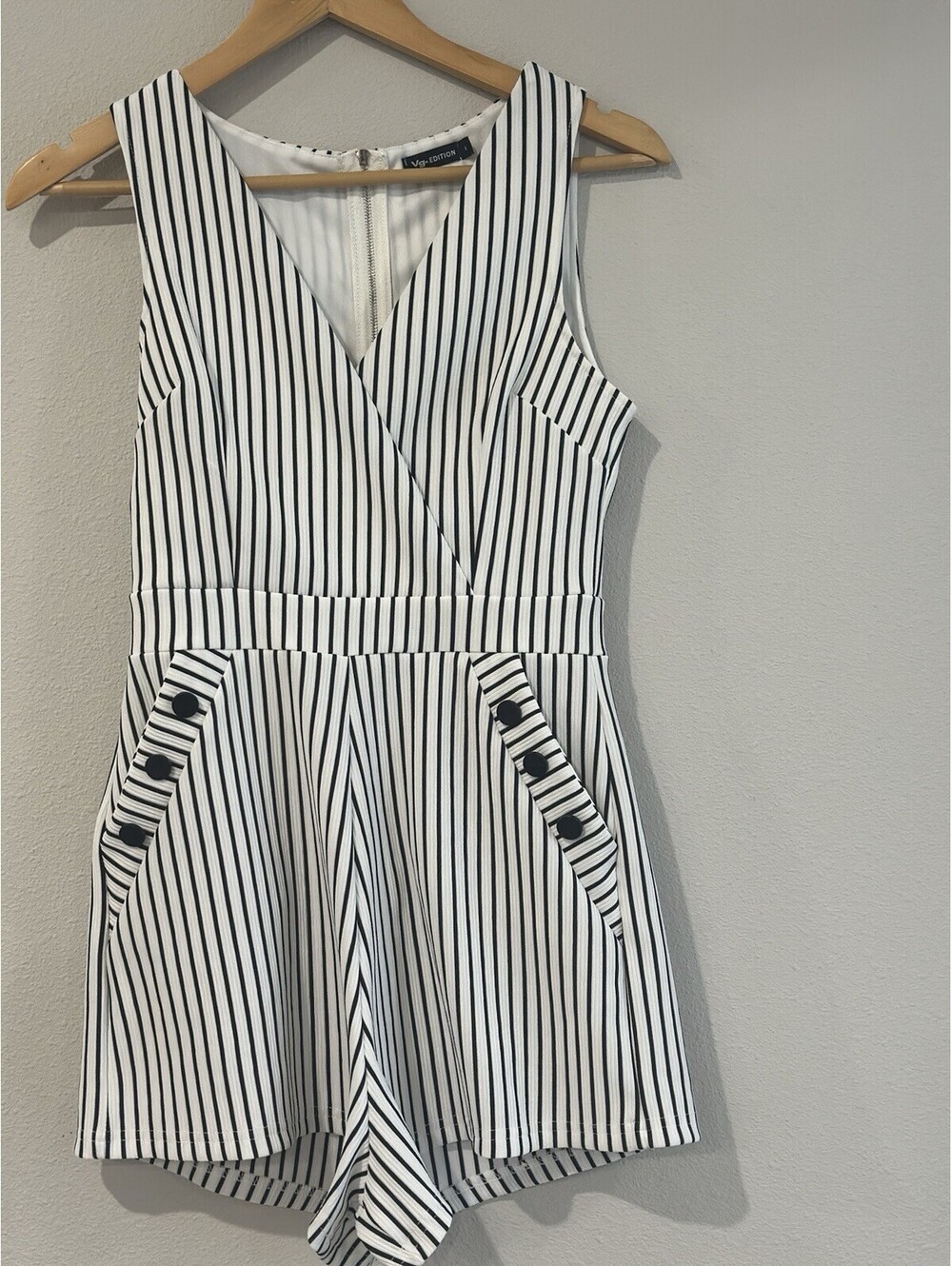 VG Edition sleeveless black and white vertically striped romper, Size 8 EUC